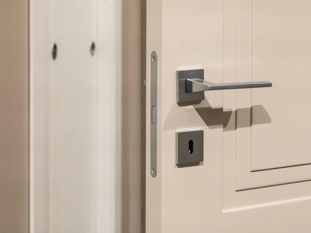 Giussani-Showroom-Barlassina-porte